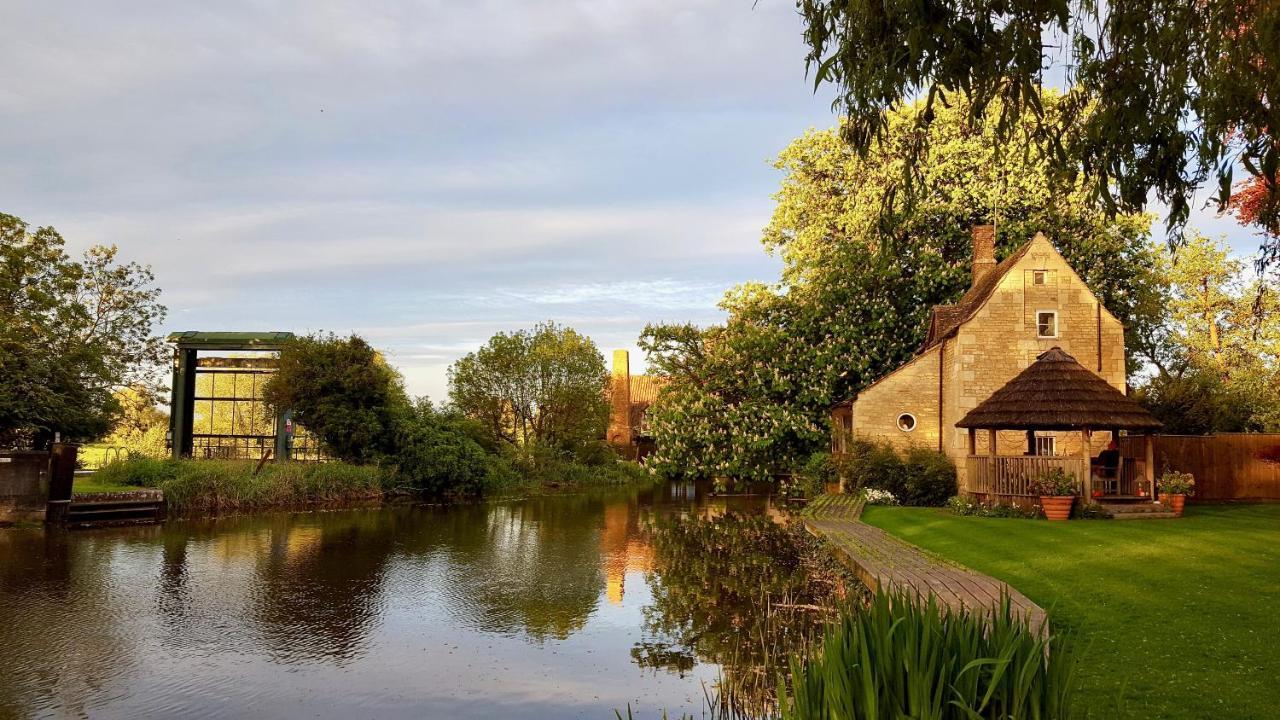 River Nene Cottages Water Newton Exterior foto
